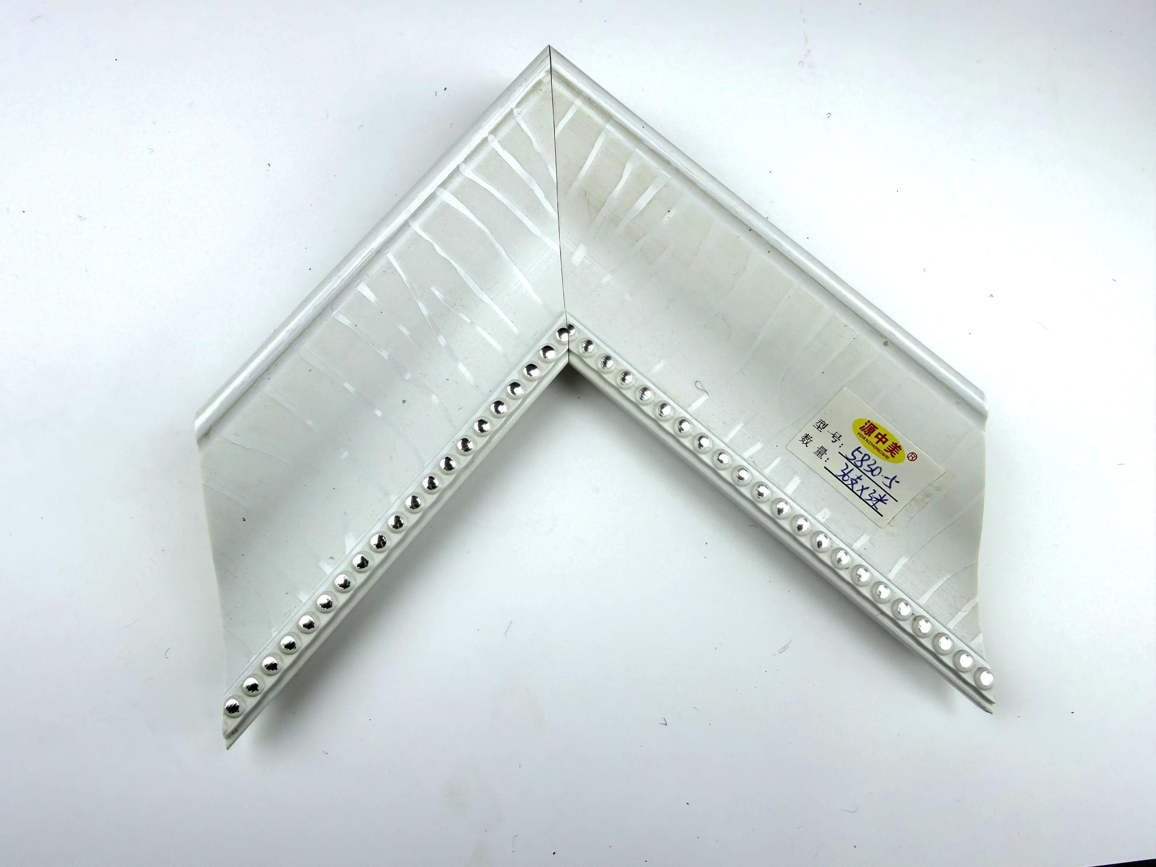 PS Moulding 5830-5